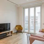 Fuori Le Mura - Balcony & A/c 아파트 *