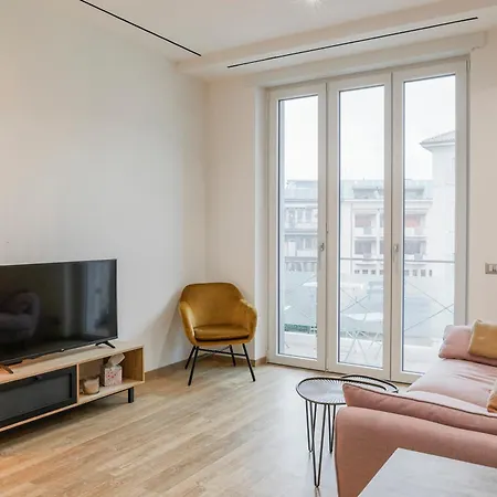 Fuori Le Mura - Balcony & A/c Apartment *