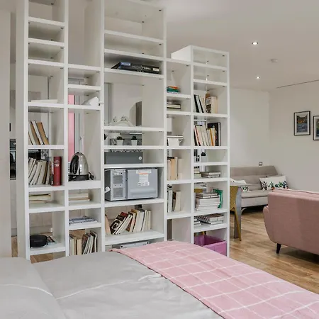 Fuori Le Mura - Balcony & A/c *